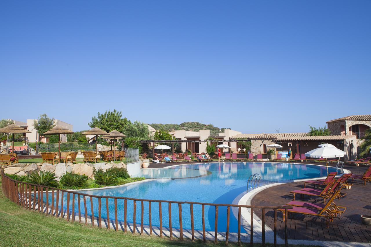 S'Incantu Resort Виласимиус Екстериор снимка